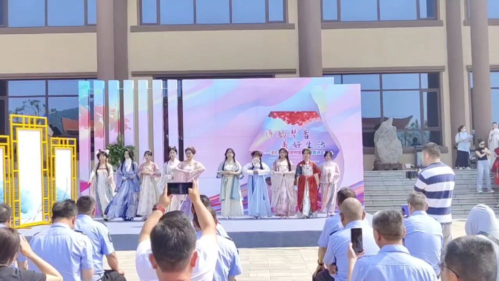 da237f80b1344c4f9b2a1d1f278be8a1.jpg da237f80b1344c4f9b2a1d1f278be8a1.jpg