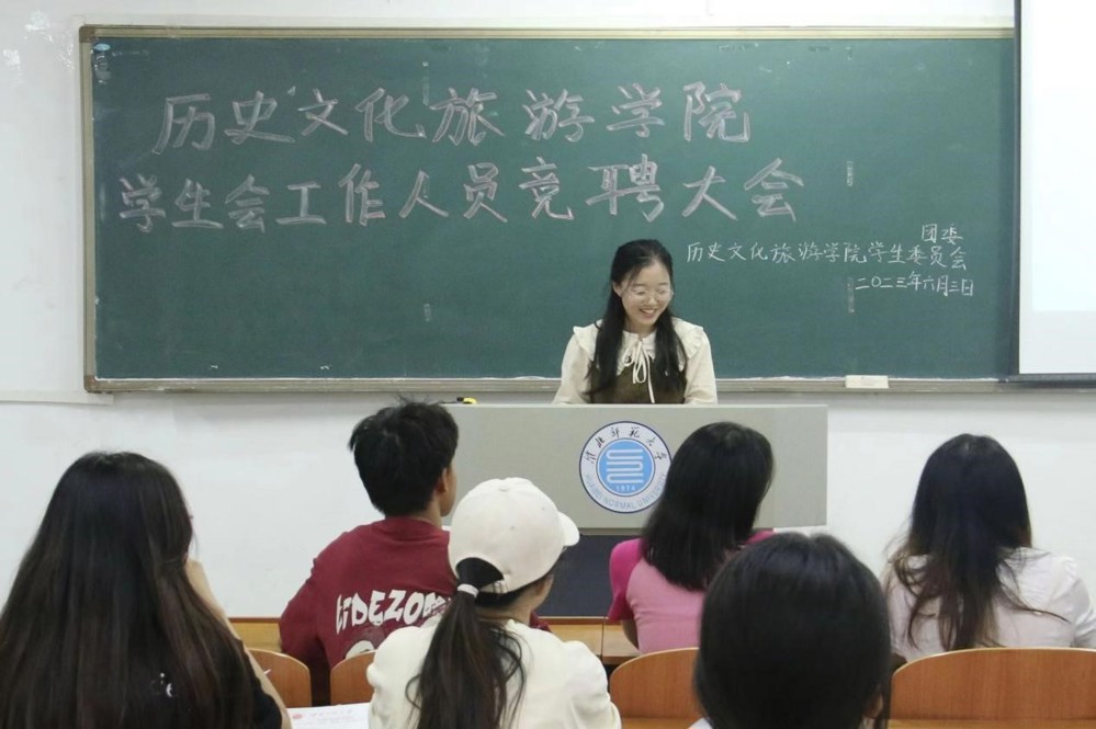 1bfff8e7f6224c5cb56eb7f0444f8945.jpg 1bfff8e7f6224c5cb56eb7f0444f8945.jpg