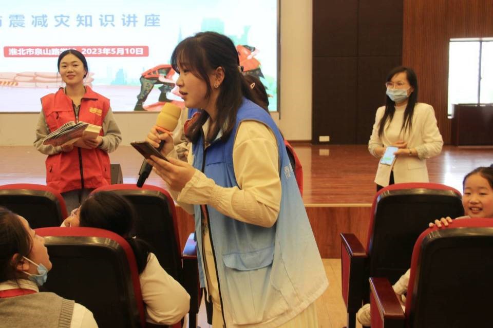 dc35499b09924b7b93f227a58773975d.jpg dc35499b09924b7b93f227a58773975d.jpg