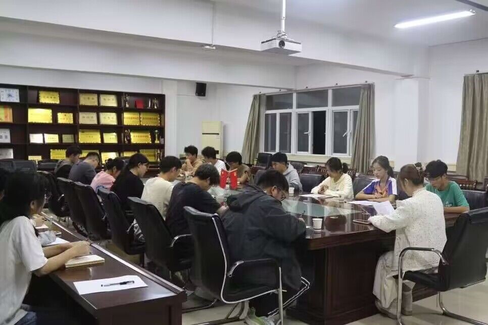 a25d6a8577284c158d20265fe9d523d4.jpg a25d6a8577284c158d20265fe9d523d4.jpg