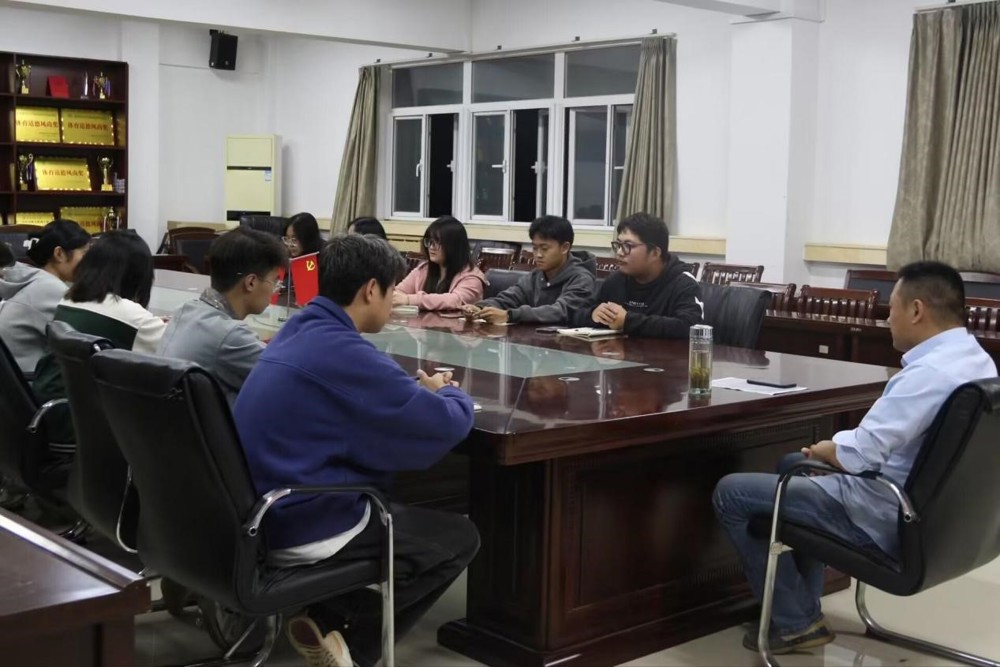 bfd507f5122c459ba974240ca7a7aac9.jpg bfd507f5122c459ba974240ca7a7aac9.jpg