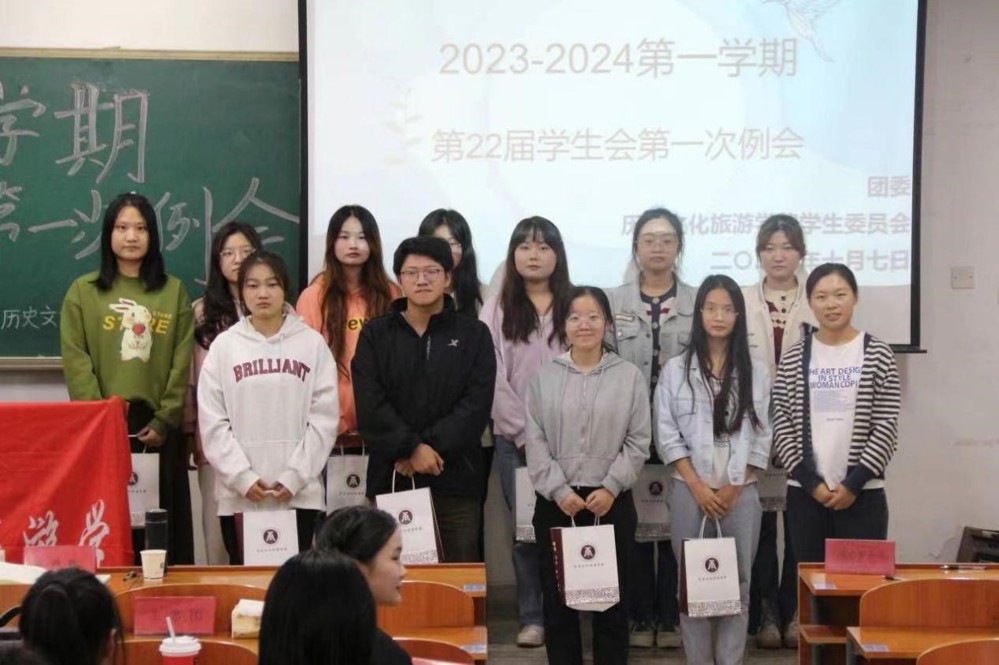 c5c8e44c63c44d67926b557f76983a44.jpg c5c8e44c63c44d67926b557f76983a44.jpg