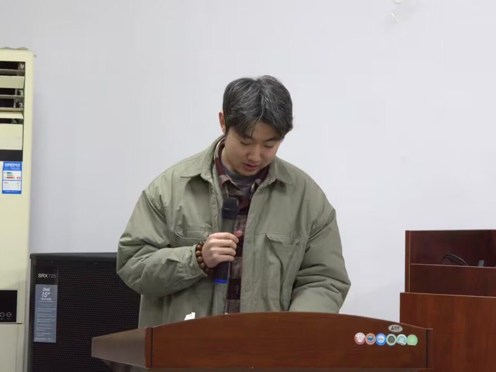 5c8cdb75f442428c9ed33ae245148ab5.jpg 5c8cdb75f442428c9ed33ae245148ab5.jpg