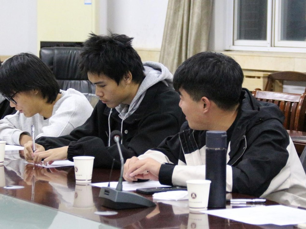 60ea74aa15894b348456adf39daf5398.jpg 60ea74aa15894b348456adf39daf5398.jpg