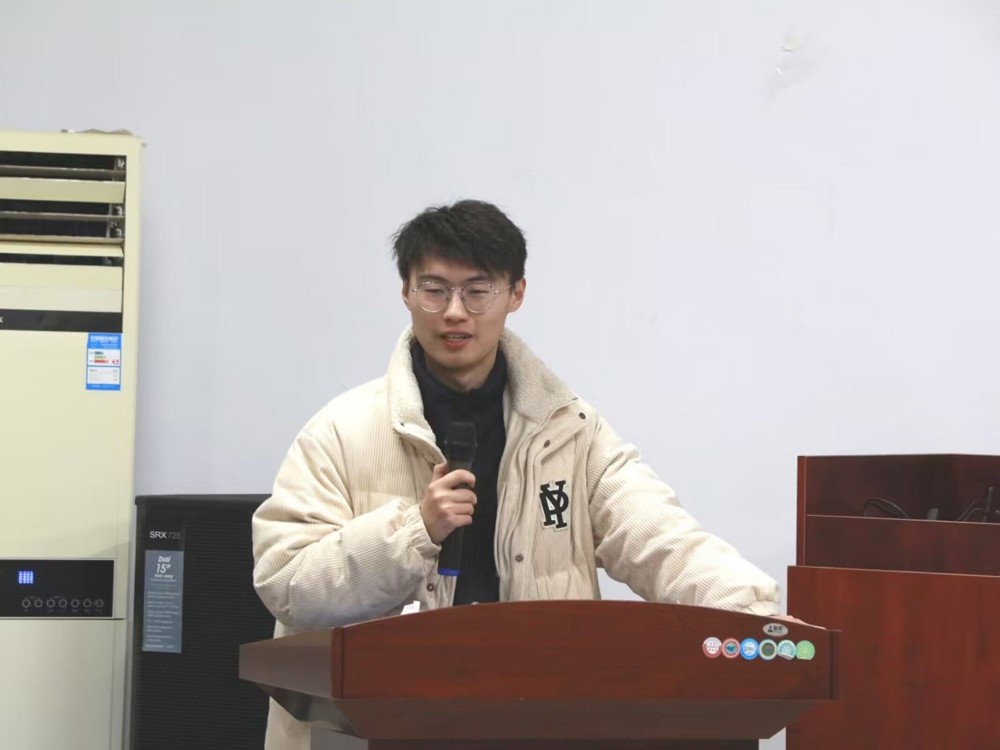 95cd1e79667d4bda9c26a83467e7c1b5.jpg 95cd1e79667d4bda9c26a83467e7c1b5.jpg