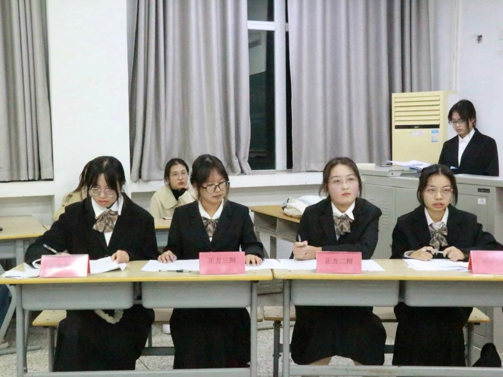 d719445679a543f1856a42063bf6d199.jpg d719445679a543f1856a42063bf6d199.jpg