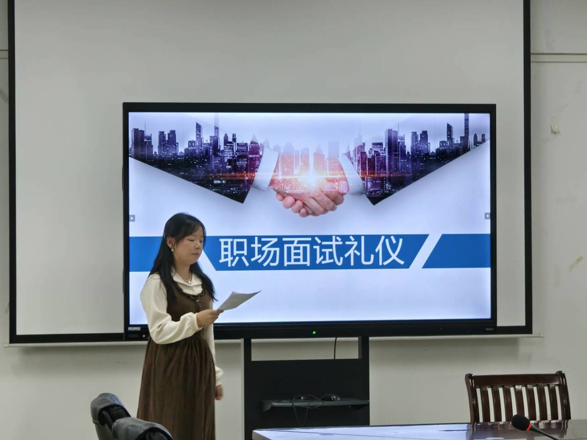 eb5d5ab8a8df4d0fbc898ce5ac2a1dde.jpg eb5d5ab8a8df4d0fbc898ce5ac2a1dde.jpg