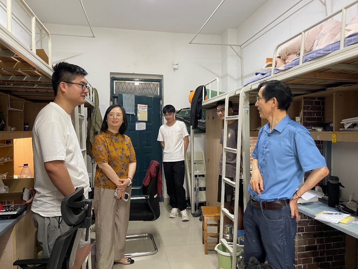 aec1de47f2264a0ba1cdabfd0563af95.jpg aec1de47f2264a0ba1cdabfd0563af95.jpg