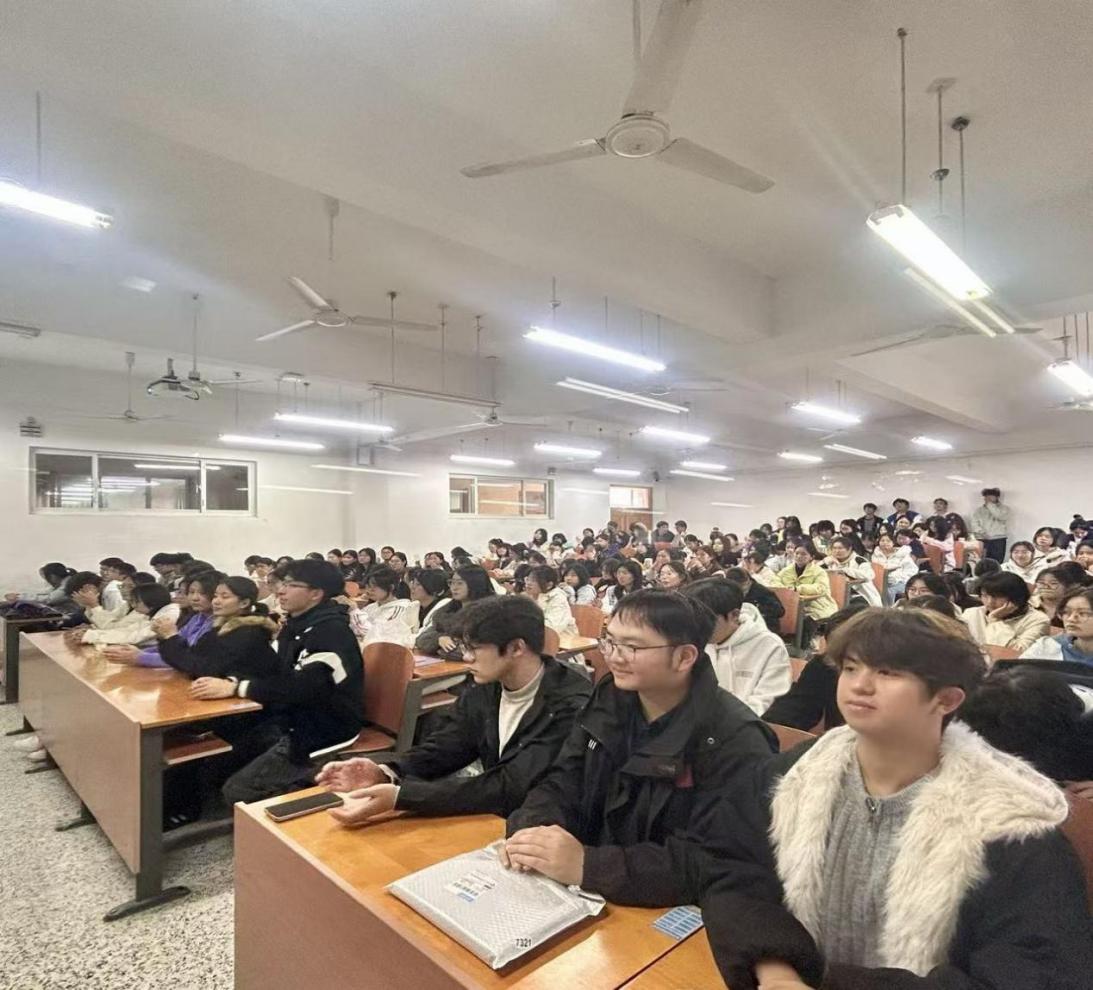 cc28bec6924d46b18d3aa7c06a6109d4.jpg cc28bec6924d46b18d3aa7c06a6109d4.jpg