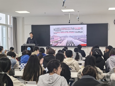 公司党委书记毕明福到william威廉英国官网讲思政课